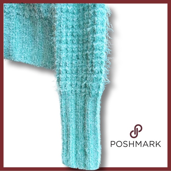 NWT SO Fuzzy Pullover Sweater in Mint Green Size Small - Picture 4 of 8